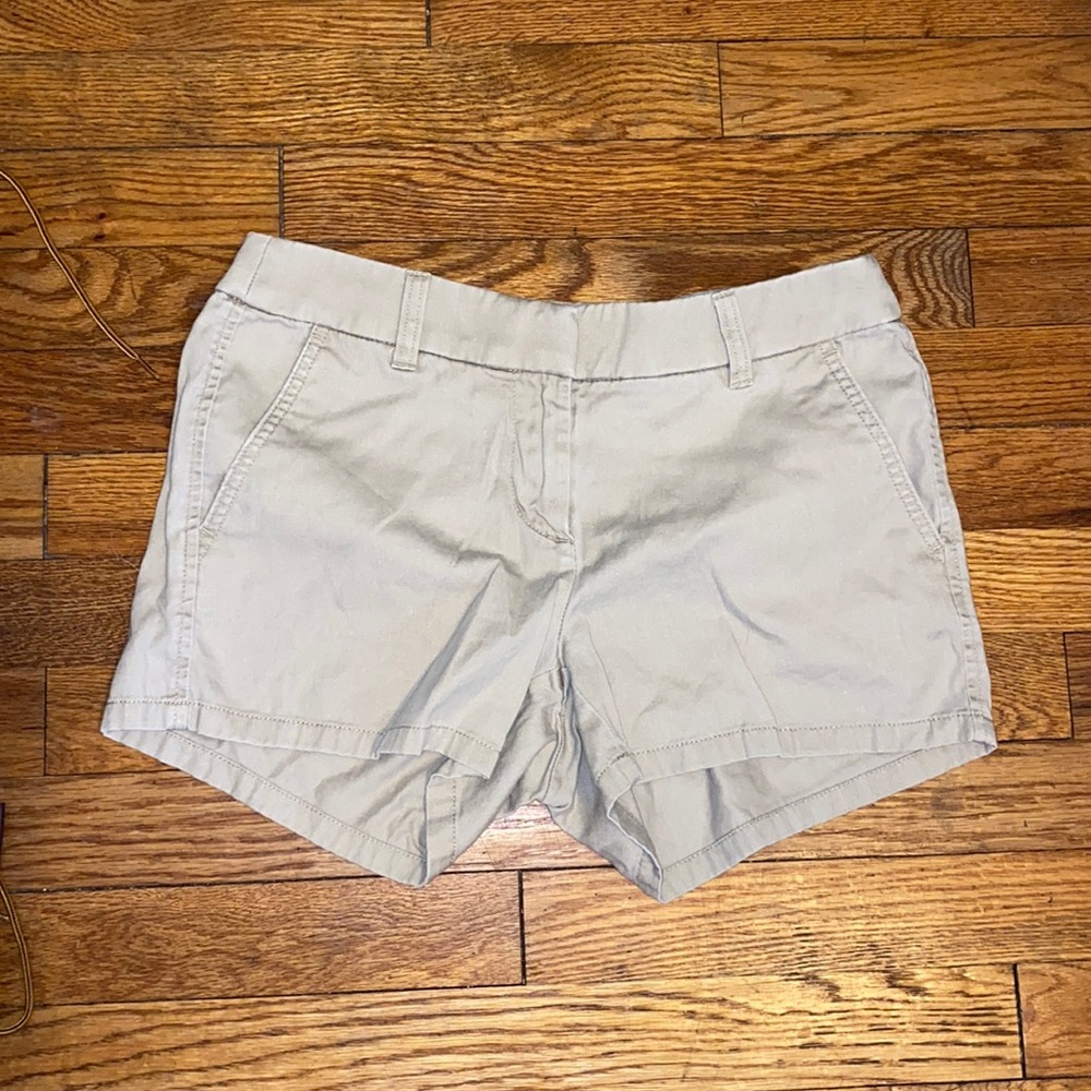 Like NEW! J. Crew Chino 3” Shorts, Size 0.
